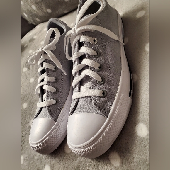 Converse All-Star Chuck Taylors - Picture 10 of 14